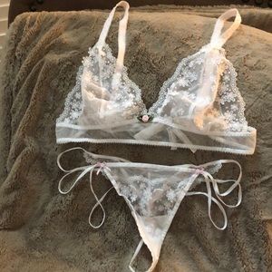 For love and lemons evie set